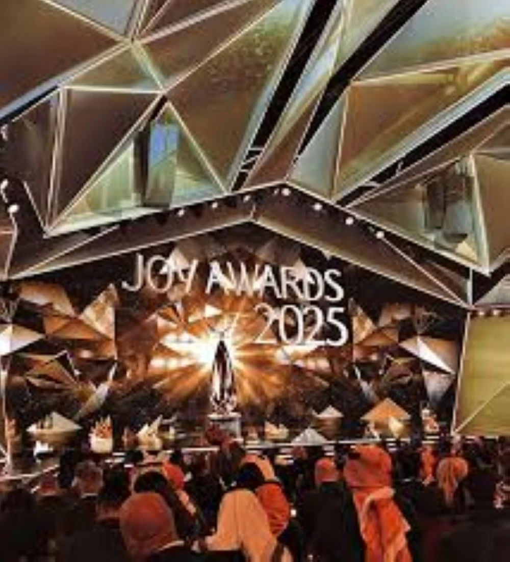 منافسة قوية في Joy Awards.. تنظيم حفلة صناع الترفيه 17 الجاري منافسة قوية في Joy Awards.. تنظيم حفلة صناع الترفيه 17 الجاري
