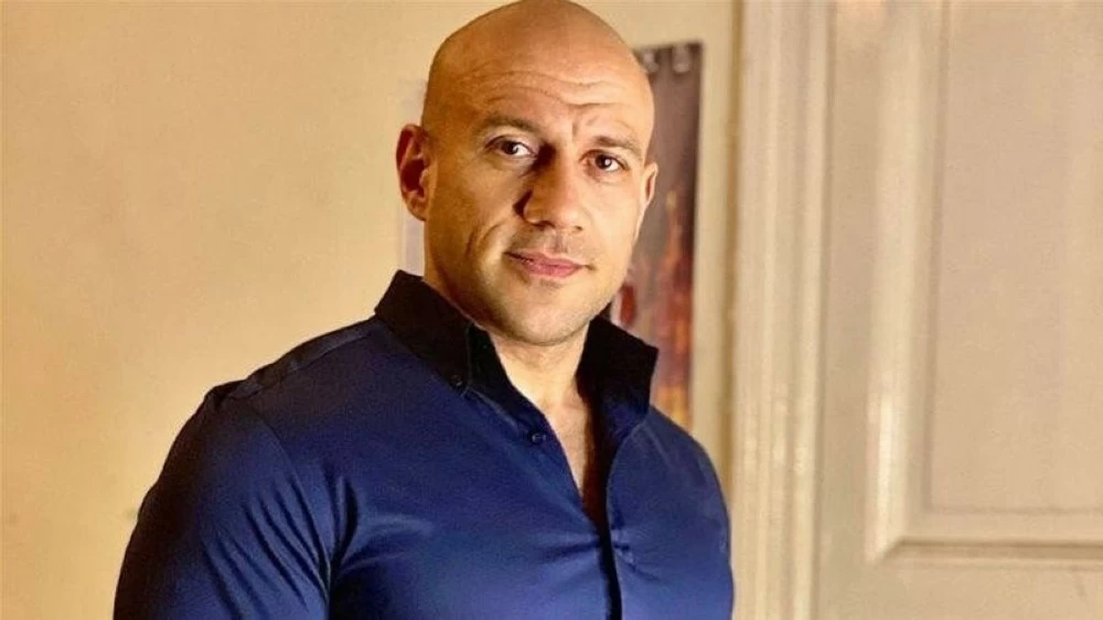 أحمد مكي يحرر محضراً ضد مديرة أعماله.. والأخيرة تعلّق: لم أتلقَّ أي إخطار