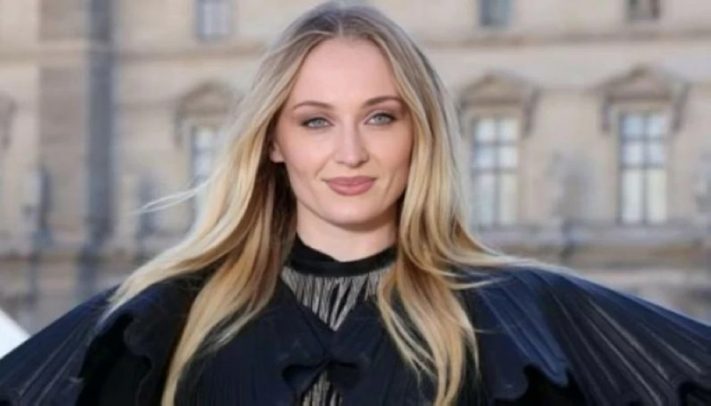 وفاة مؤثرة إيطالية بعد عملية تجميل فاشلة في موسكو