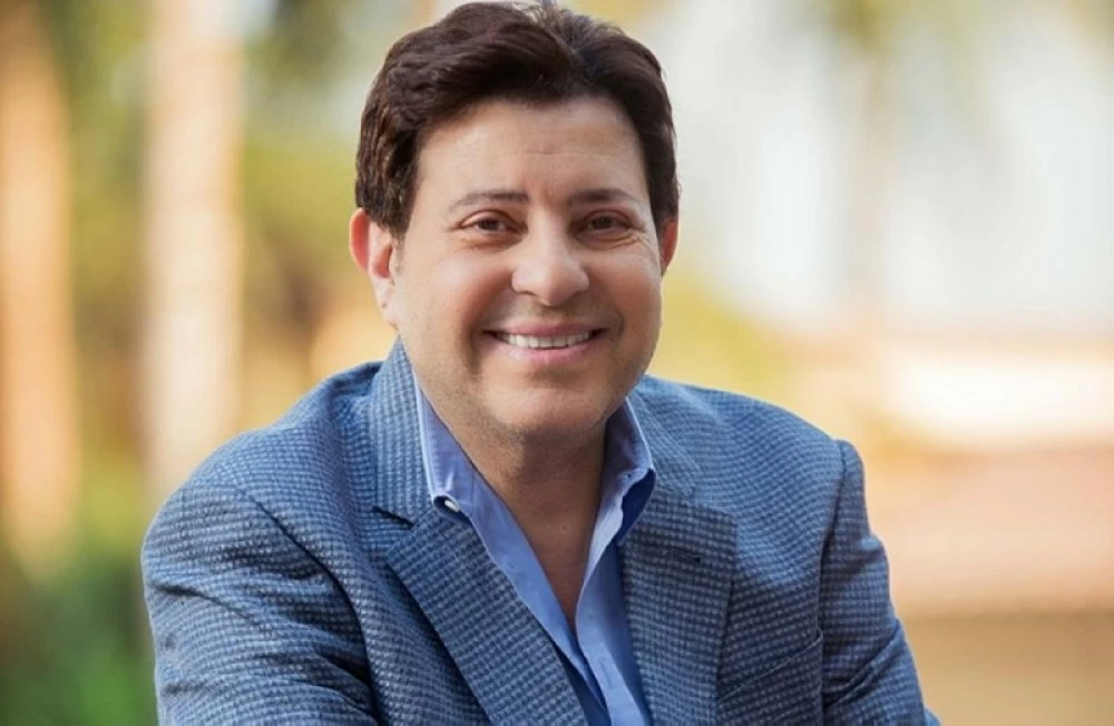 هاني شاكر لـ«عكاظ»: أتماثل للشفاء بعد عملية جراحية دقيقة