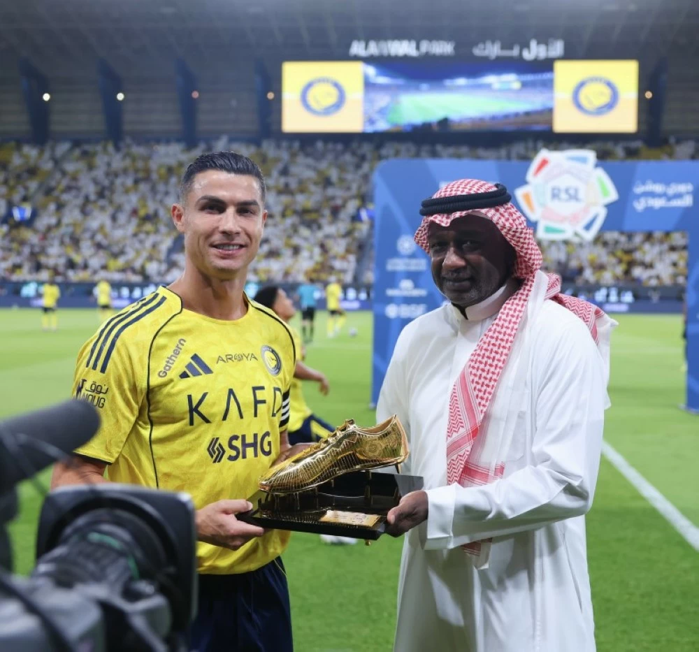 ماجد عبدالله يطالب النصراويين بعدم النوم قبل الديربي ماجد عبدالله يطالب النصراويين بعدم النوم قبل الديربي