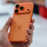 هاتف ذكي يطيح بمسؤول هندي فاسد