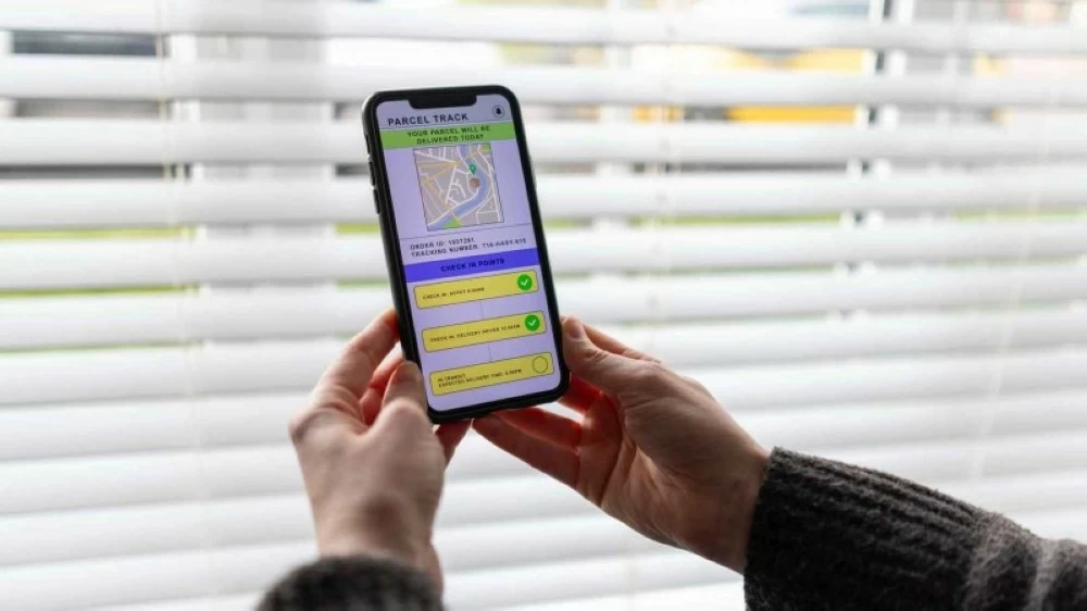 تطبيقات تتبع الأطفال.. هل تدمر الثقة؟ تطبيقات تتبع الأطفال.. هل تدمر الثقة؟