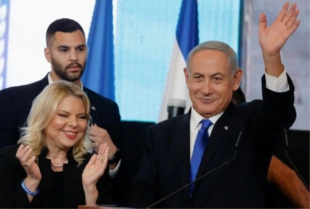 من حائط البراق إلى الفوتوشوب.. صور سارة نتنياهو المعدلة تُشعل أزمة في إسرائيل