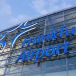 إلغاء عشرات الرحلات في مطار فرانكفورت بسبب الطقس الشتوي