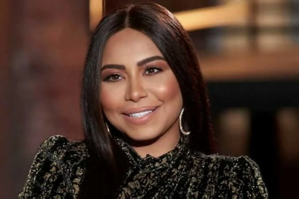 تفاصيل نقل شيرين عبد الوهاب بسيارة إسعاف إلى منزل فنانة شهيرة