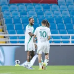 الأهلي يطارد «المتصدر»