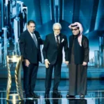 «جوي أوَرد» يضيء ظلمات سجن شاكر ويستبق فرحة بونو.. وينصف مسلسلاً تجمد إنتاجه 10 أعوام!