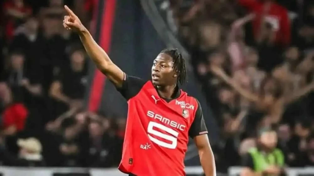 «الزعيم» يشعل «الميركاتو».. 40 مليون يورو على طاولة رين «الزعيم» يشعل «الميركاتو».. 40 مليون يورو على طاولة رين