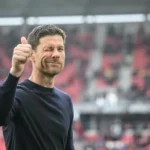 بعد الإقالة المفاجئة.. ألونسو مرشح للعودة إلى الدوري الألماني