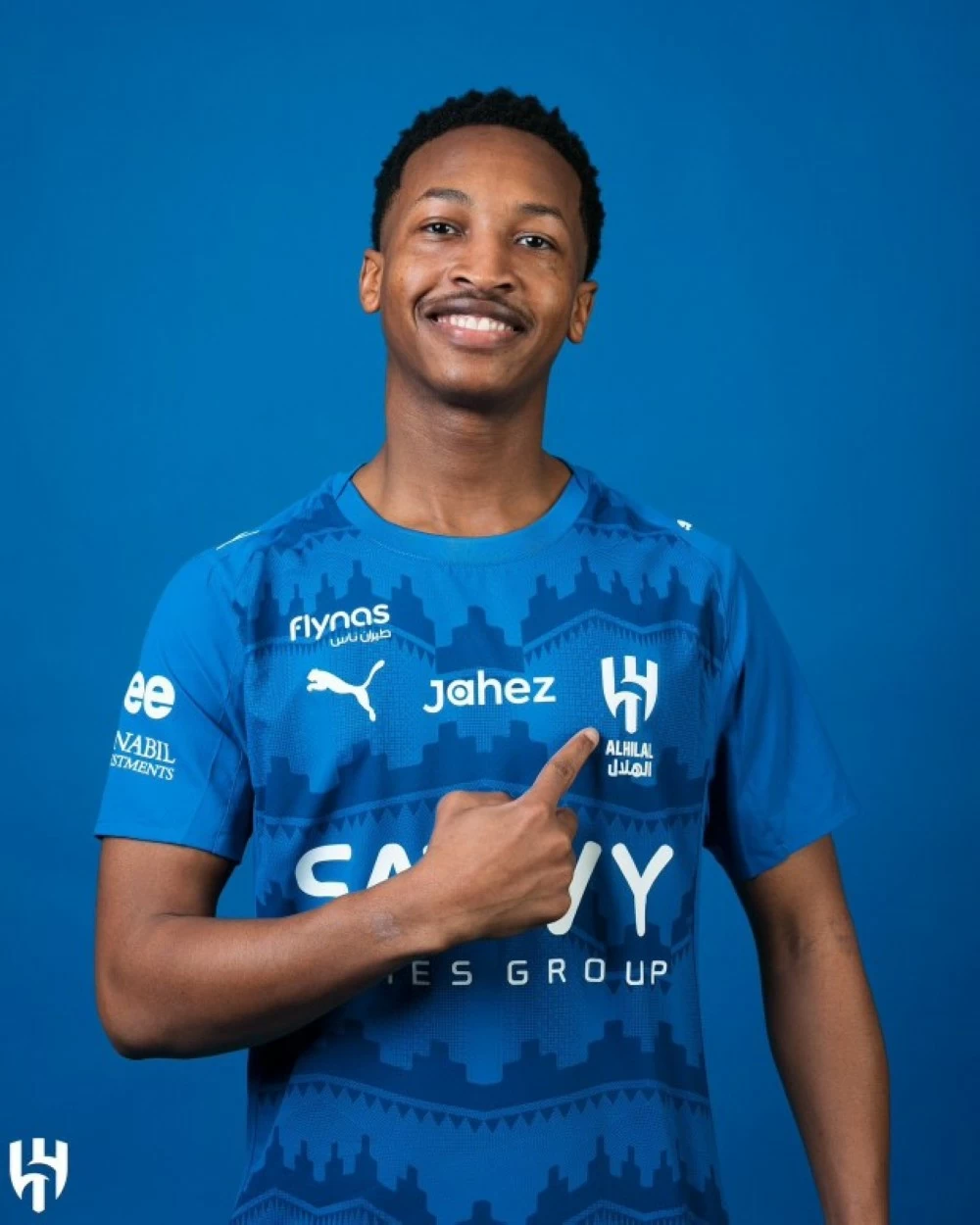 صفقة هوساوي للهلال.. تفتح الشاشات المغلقة لأُحد