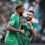 «موجك يا خليج ما يعلى على الأهلي»