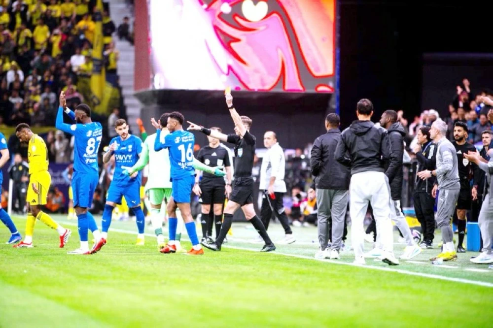 «الطرد» المثير للجدل