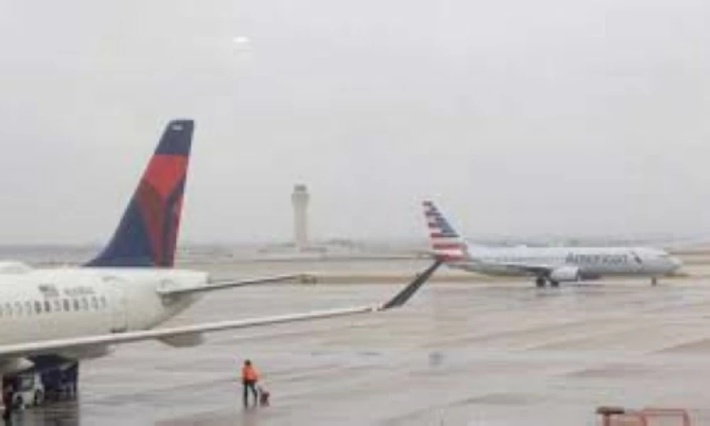 إلغاء أكثر من 8 آلاف رحلة جوية مع اقتراب عاصفة شتوية في الولايات المتحدة