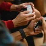 «لعبة فيديو» تدفع مراهقاً إلى قتل شقيقه