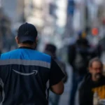 إغلاق متاجر وتسريح 16 ألف موظف.. «أمازون» تعيد هيكلة نفسها