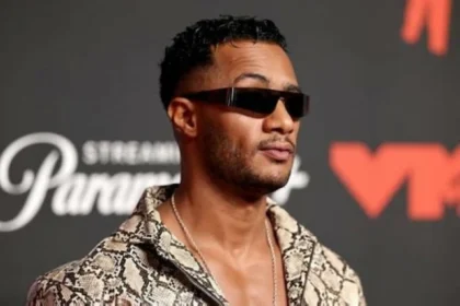 محمد رمضان يثير الجدل بسؤال: «عايزين مسلسل؟»