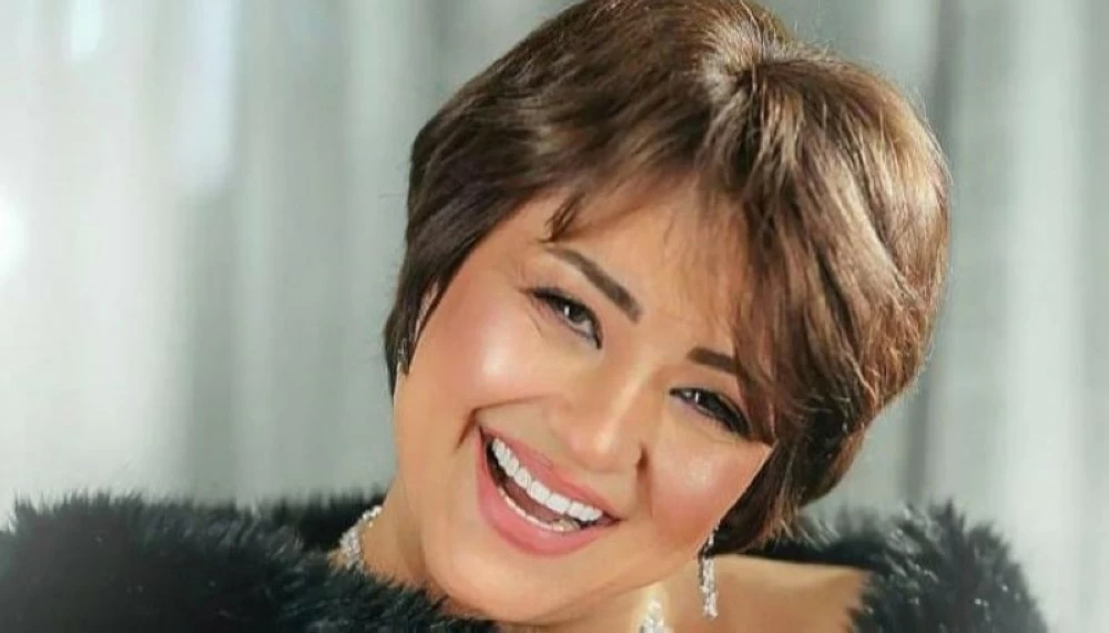 محتال إلكتروني يستولي على أموال مروة عبدالمنعم محتال إلكتروني يستولي على أموال مروة عبدالمنعم