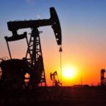 النفط ينخفض مع تراجع احتمال توجيه ضربة أميركية لإيران