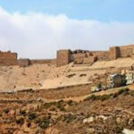 رئيس الوزراء يوجه بالبدء فورا بإصلاح الجزء المتضرر من الجدار المجاور لقلعة الكرك