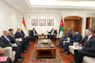 وزير الخارجية يجري مباحثات موسعة مع نظيره المصري في عمّان