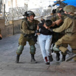الاحتلال الإسرائيلي يعتقل 130 فلسطينيا في الضفة الغربية والقدس​ 