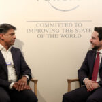 ولي العهد يلتقي المدير التنفيذي لشركة “إمبراير” لصناعة الطائرات ورؤساء تنفيذين لشركات عالمية