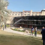 مصر.. حريق ضخم يصيب 23 شخصاً بالاختناق في منتجع سياحي بمطروح