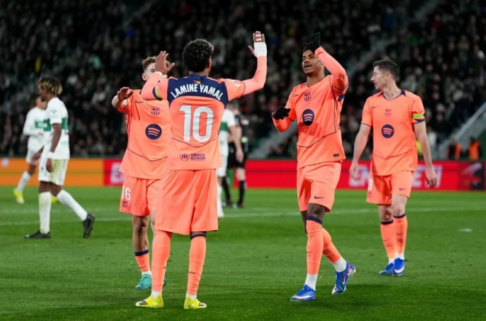 بتخطي إليتشي.. برشلونة يحصّن صدارته لـ«الليغا» بتخطي إليتشي.. برشلونة يحصّن صدارته لـ«الليغا»