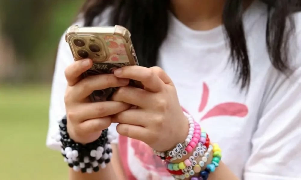 على خطى أستراليا وفرنسا.. الهند تدرس حظر وسائل التواصل على الأطفال على خطى أستراليا وفرنسا.. الهند تدرس حظر وسائل التواصل على الأطفال