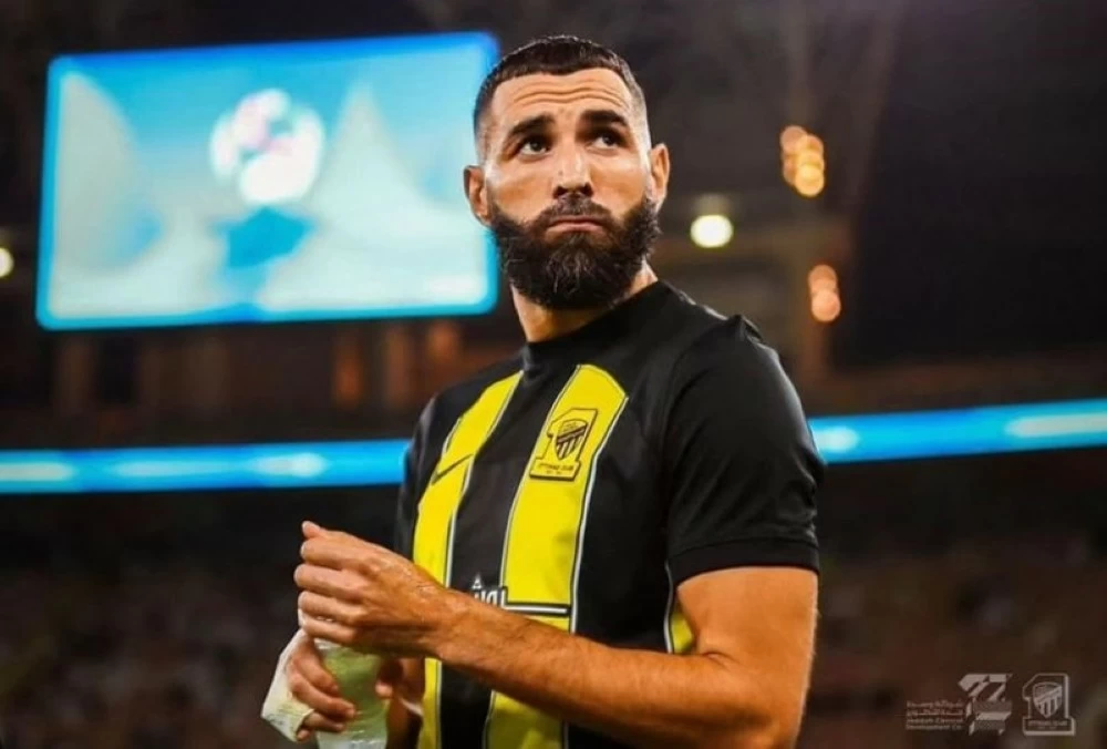 صفقة تبادلية.. هل يتخلى الاتحاد عن كانتي مقابل بديل بنزيما؟ صفقة تبادلية.. هل يتخلى الاتحاد عن كانتي مقابل بديل بنزيما؟