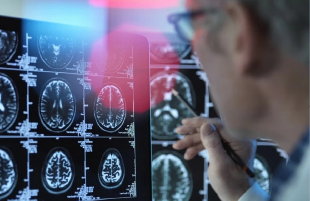 دراسة أمريكية تحذّر: خطر الخرف يتضاعف 4 مرات لدى «كبار السن» دراسة أمريكية تحذّر: خطر الخرف يتضاعف 4 مرات لدى «كبار السن»