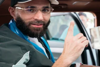 13 صفقة في اليوم الأخير.. بنزيما يشعل شتوية «روشن»