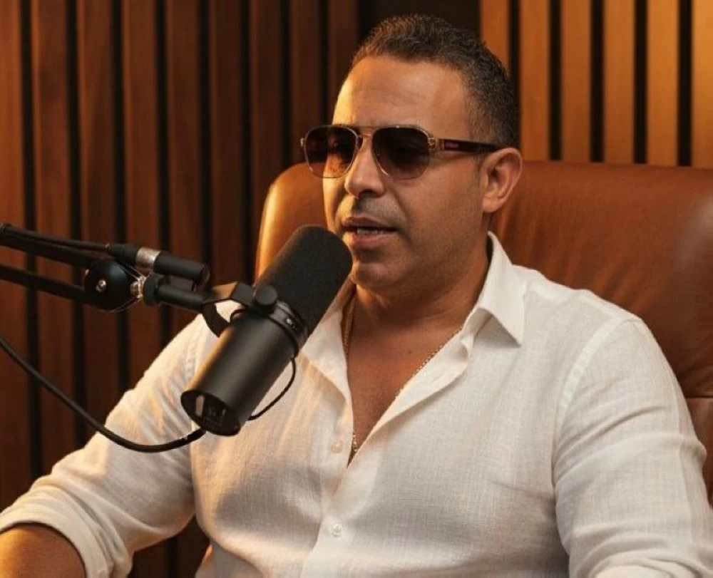 «تتر» مسلسل «علي كلاي» لأحمد العوضي بصوت محمد عدوية