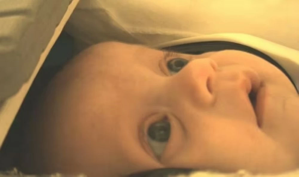 ماذا يدور في ذهن الطفل الرضيع؟.. دراسة جديدة تُجيب