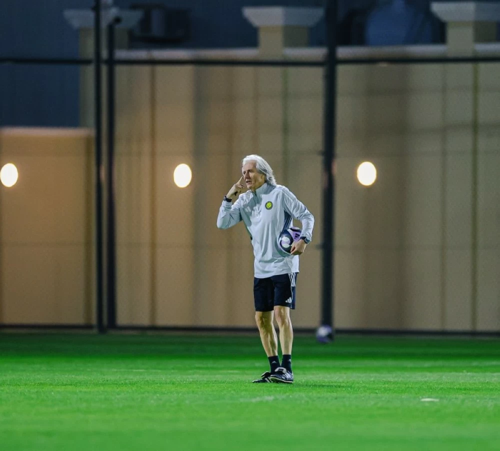 «جيسوس» يصدم النصراويين ويستغني عن «رونالدو»