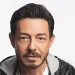 أحمد زاهر يكشف: كنت على وشك الانتحار!