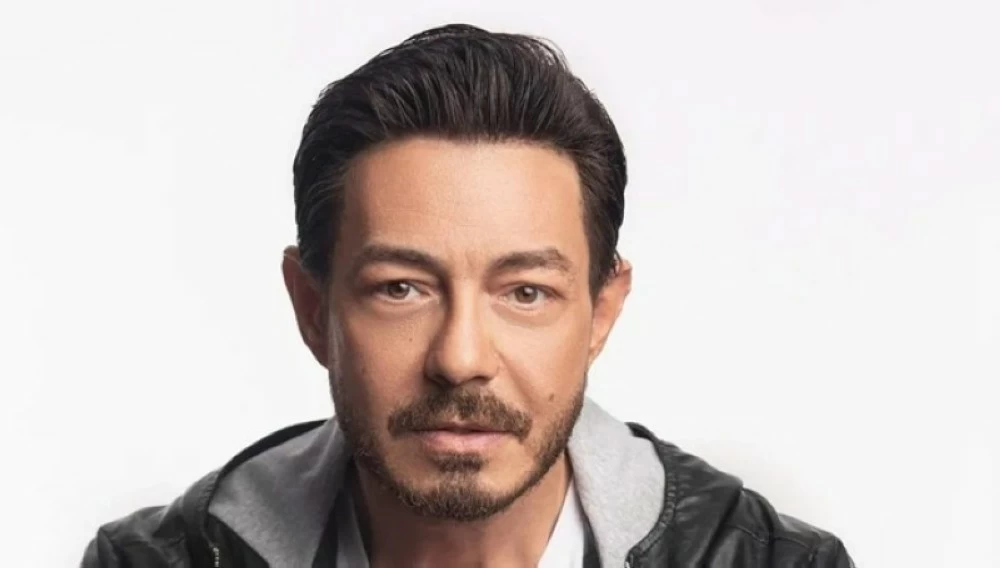 أحمد زاهر يكشف: كنت على وشك الانتحار! أحمد زاهر يكشف: كنت على وشك الانتحار!