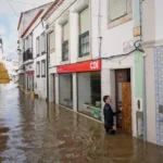 عاصفة «مارتا» تضرب إسبانيا والبرتغال وتخلّف وفيات وأضرارًا واسعة