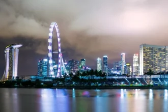 احتواء هجوم إلكتروني استهدف شركات اتصالات بسنغافورة