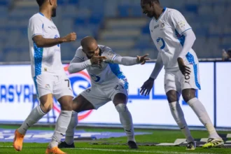 نيوم ينتزع النقاط الـ 3 من الخليج