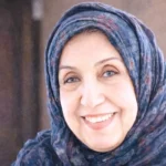 سميرة إسلام.. أول سعودية تنال الدكتوراه.. وأول السعوديين أستاذيةً في الأدوية