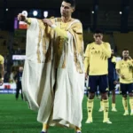 البشت يعبر العالم في يوم التأسيس