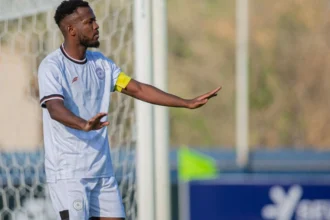 معتوق يحسم مصيره بعد الدخول في الفترة الحرة