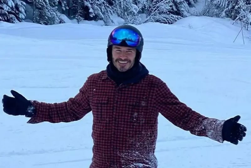 بيكهام ينقذ امرأة تعرّضت لسقوط في جبال الألب