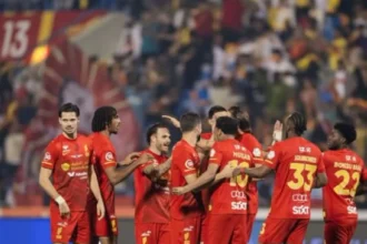 القادسية يعزز موقعه برباعية في «الديربي» أمام الاتفاق