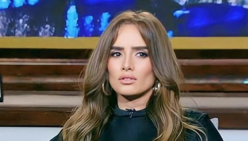 زينة تفجع بوفاة شقيقها