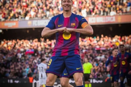 نجم برشلونة يسجن «امرأة»