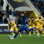 «الزعيم» ينزف ويتراجع للمركز الثالث