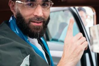 عالج الضامة 4 مرات.. هل إصابة «بنزيما» مزمنة؟